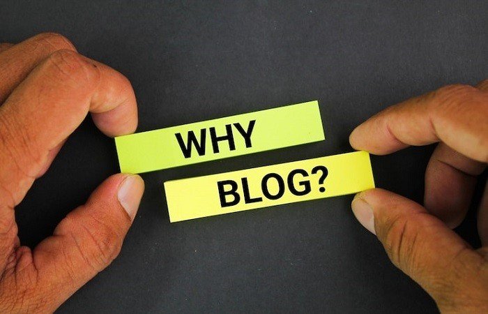 Whatutalkingboutwillis blog concept with “Why Blog?” text