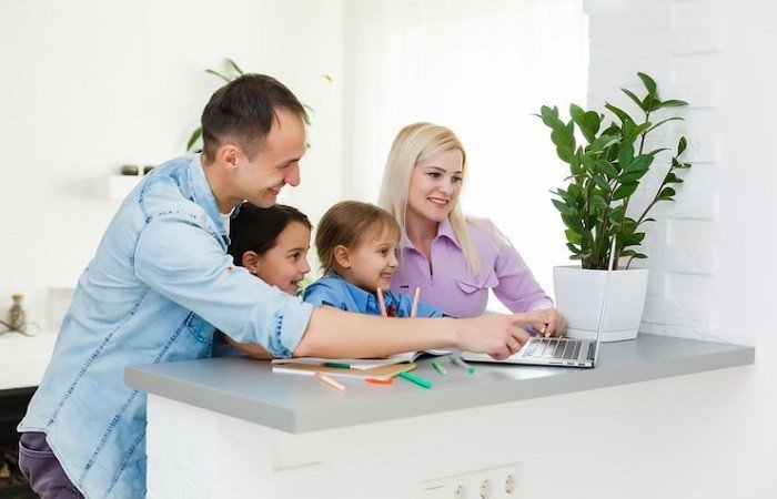 Health education for families through fun learning activities